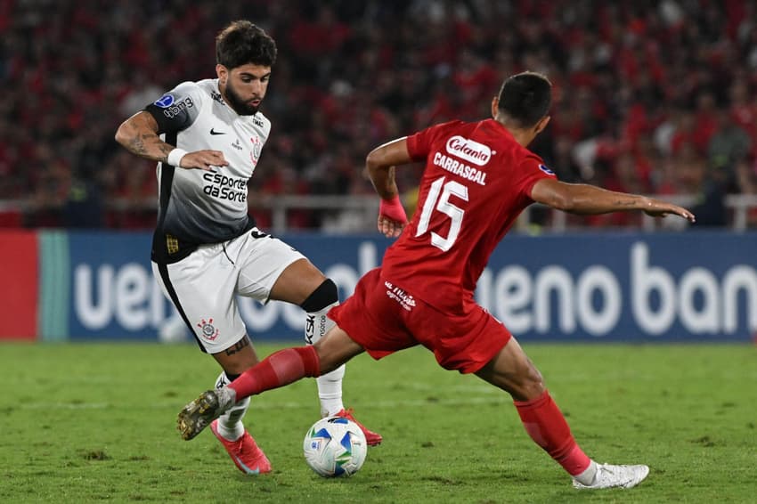 FBL-SUDAMERICANA-AMERICA-CORINTHIANS