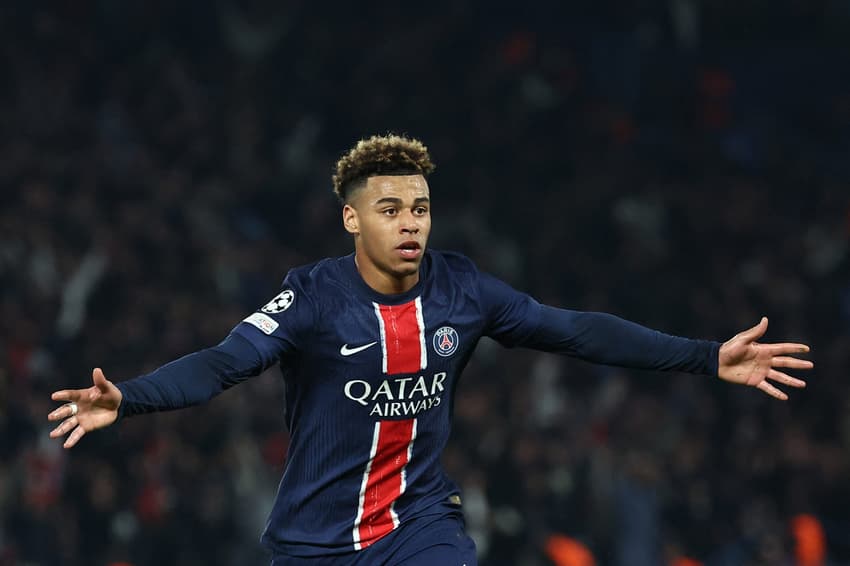 Destaque do PSG, Désiré Doué foi comparado a jogador brasileiro (Foto: FRANCK FIFE/AFP)