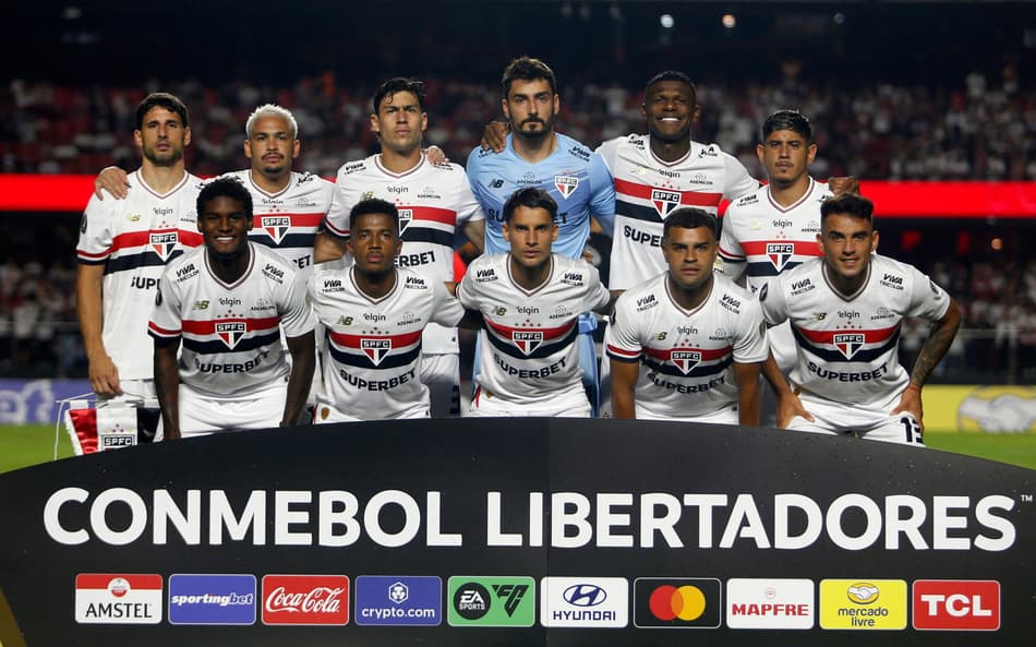 Medalhão do São Paulo vira alvo após empate na Libertadores: ‘Coisa triste’