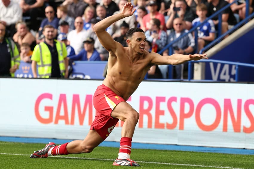 Arnold comemora gol Leicester x Liverpool