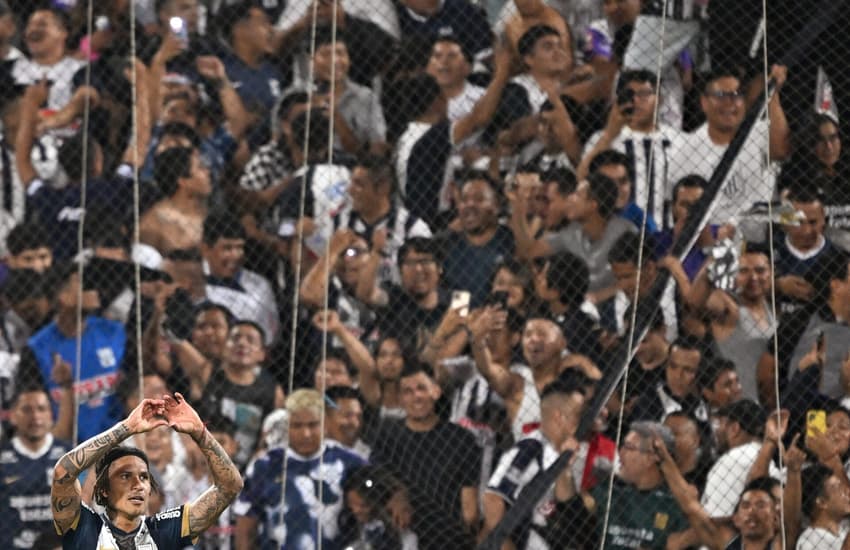 FBL-LIBERTADORES-ALIANZA-TALLERES