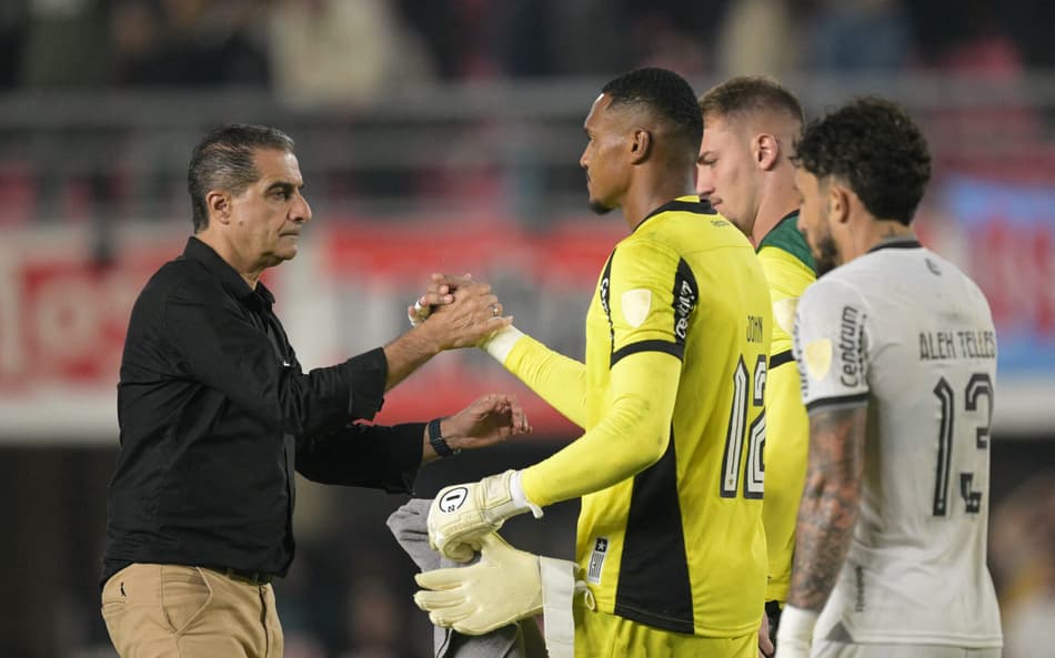 John explica falha em derrota do Botafogo na Libertadores: ‘Os grandes também erram’