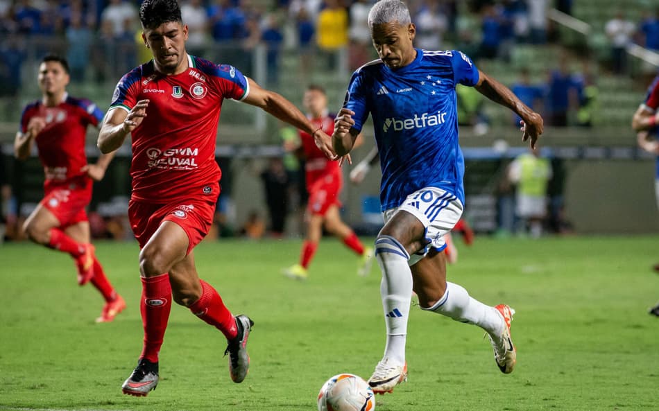 Cruzeiro defende invencibilidade de quase 27 anos contra chilenos