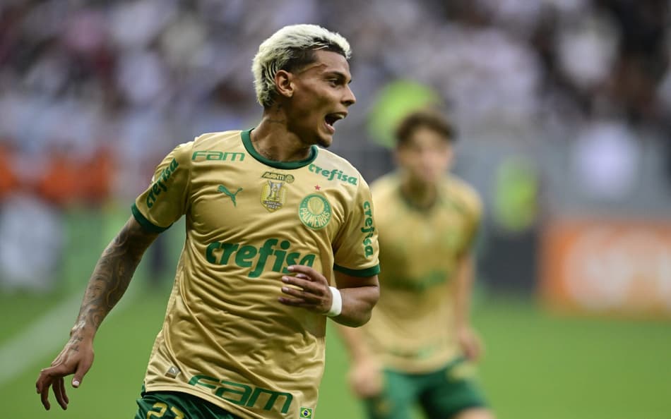 Richard Ríos completa 100 jogos pelo Palmeiras