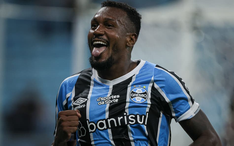 Escalações de Grêmio x Atlético-MG: Tricolor Gaúcho tem Edenílson como titular e capitão