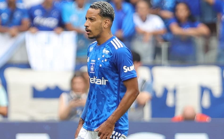 Cruzeiro: meia é a dúvida para estreia no Brasileirão