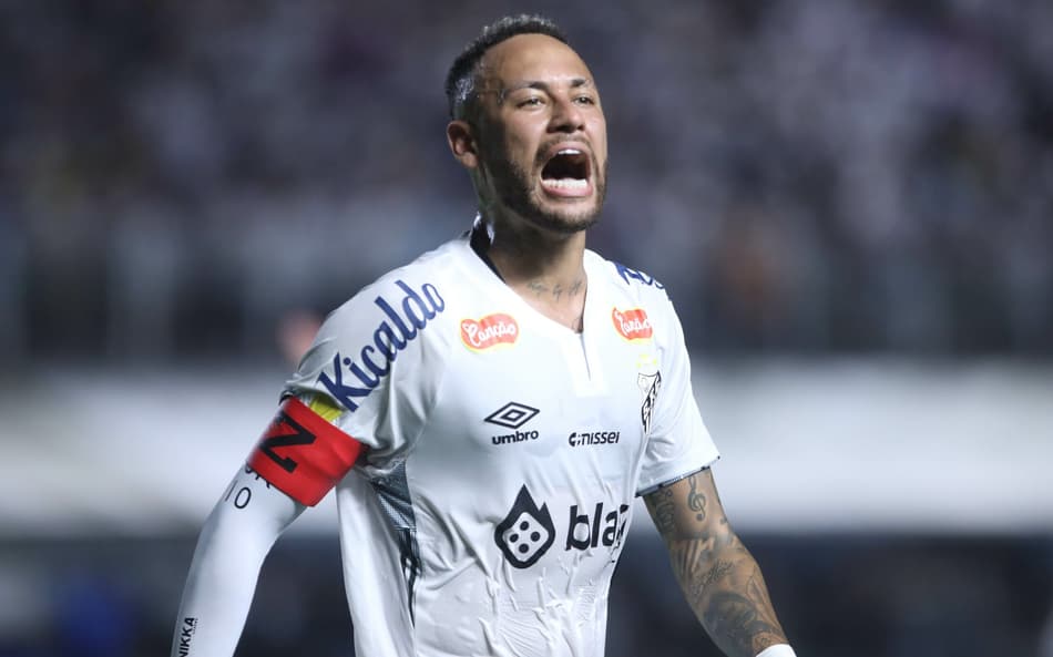 Neymar terá semana decisiva no Santos para retornar ao Brasileirão após 13 anos