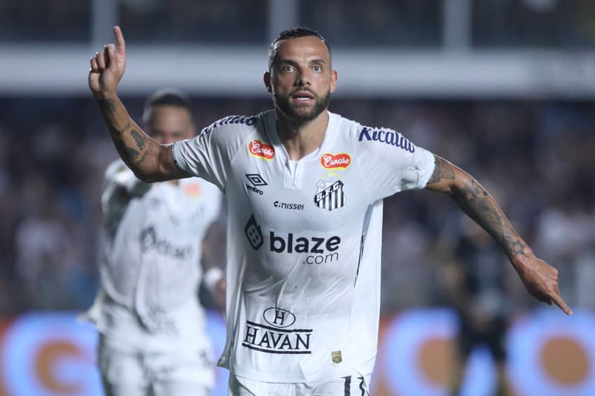 Jogos do Santos: Fora Neymar, Guilherme é o craque do Santos em 2025 (Foto: Abner Dourado/AGIF)