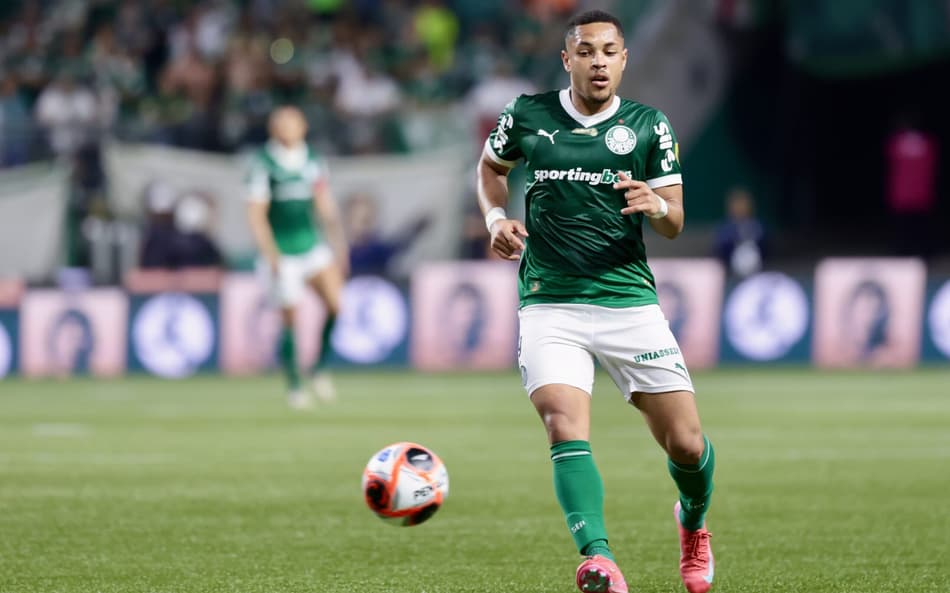 Jornal espanhol repercute ‘má fase’ de Vitor Roque no Palmeiras