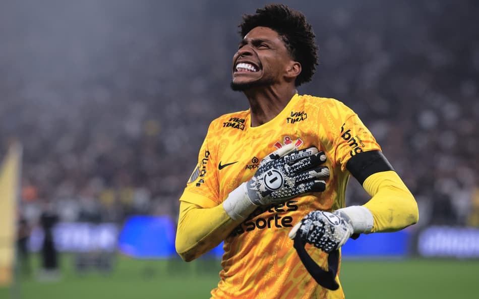 Tironi no LANCE!: Hugo Souza, Abel Ferreira, torcida… os personagens do título corintiano