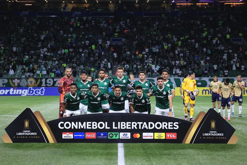 O Palmeiras vence o Cerro Porteño por 1 a 0 no Allianz Parque. (Foto: Ettore Chiereguini/AGIF)