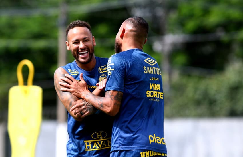 Neymar tem nove partidas e seis participações diretas em gols no retorno ao Santos. (Foto: Mauricio De Souza/AGIF)