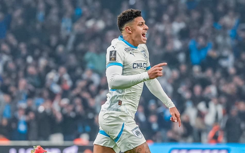 Luis Henrique, ex-Botafogo, avança em negociações com a Inter de Milão