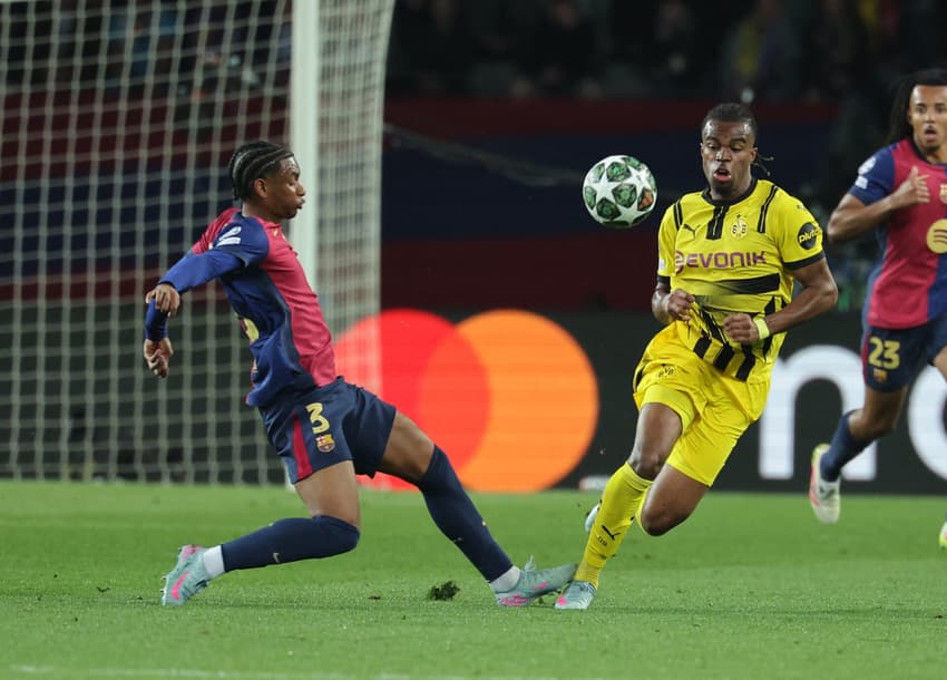 Balde em ação pelo Barcelona contra o Dortmund, na Champions League