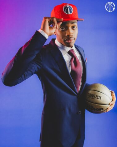 7ª escolha: Bilal Coulibaly (FRA) - escolhido pelo Indiana Pacers e trocado para o Washington Wizards 7ª escolha: Bilal Coulibaly (FRA) - escolhido pelo Indiana Pacers e trocado para o Washington Wizards