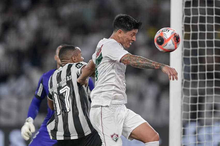 Botafogo x Fluminense se enfrentaram pela 6ª rodada do Campeonato Carioca