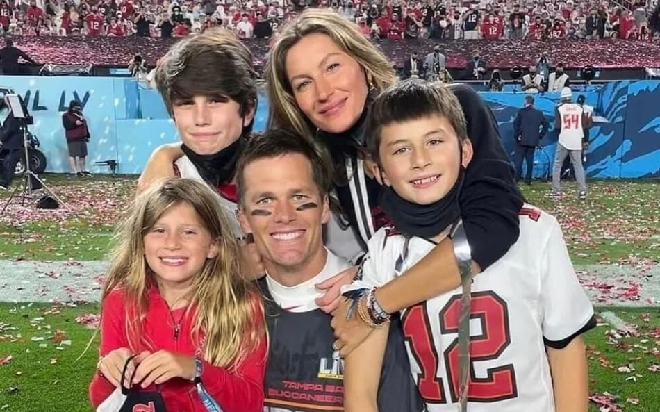 Brady homenageia Gisele em post de Dia das Mães e recebe resposta da ex-esposa