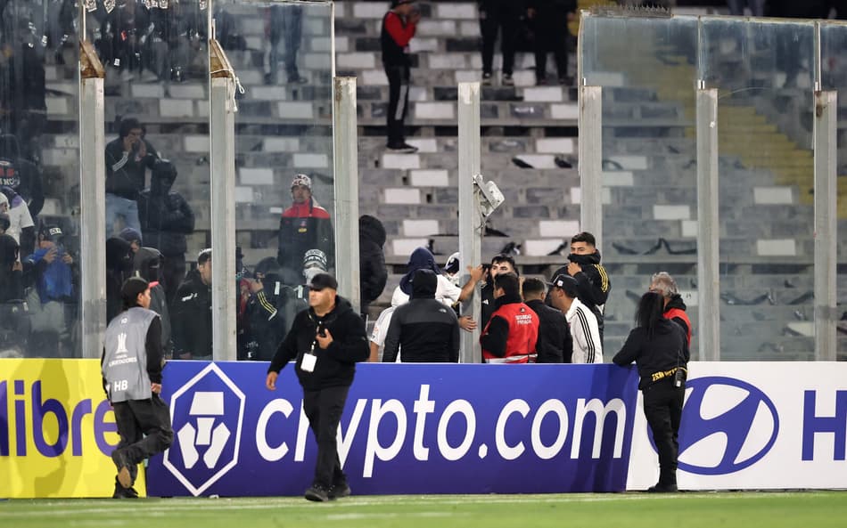 Torcedores do Colo-Colo morrem atropelados antes do jogo contra o Fortaleza