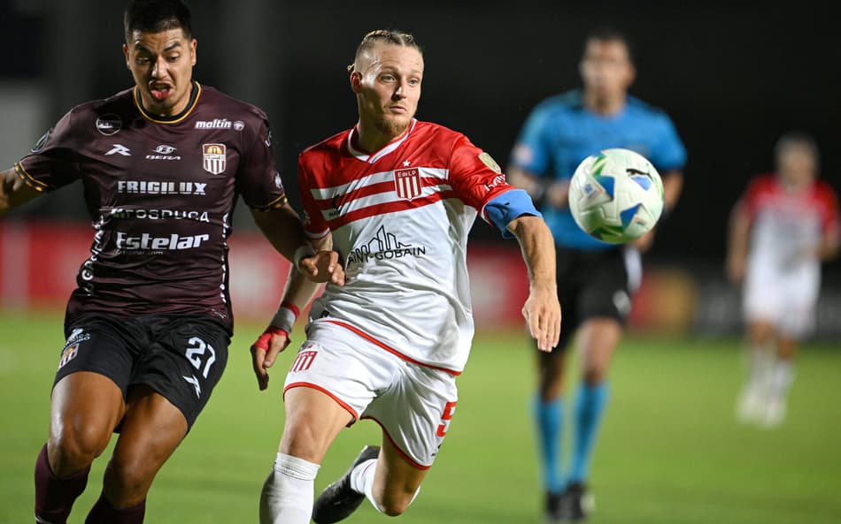 Pelo grupo do Botafogo na Libertadores, Estudiantes vence Carabobo