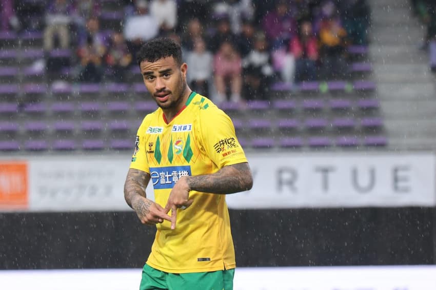 Carlinhos JEF United