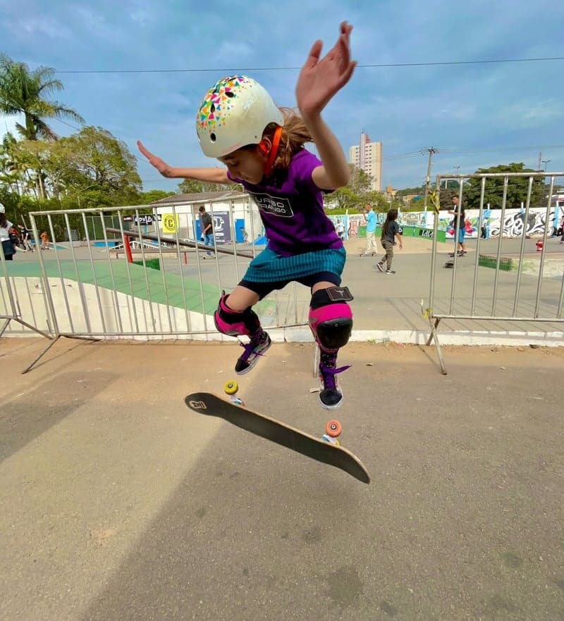 Carol Suzaki, promessa do skate brasileiro