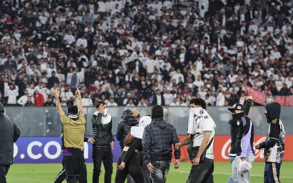 Organizada do Colo-Colo se manifesta em meio à polêmica na Libertadores