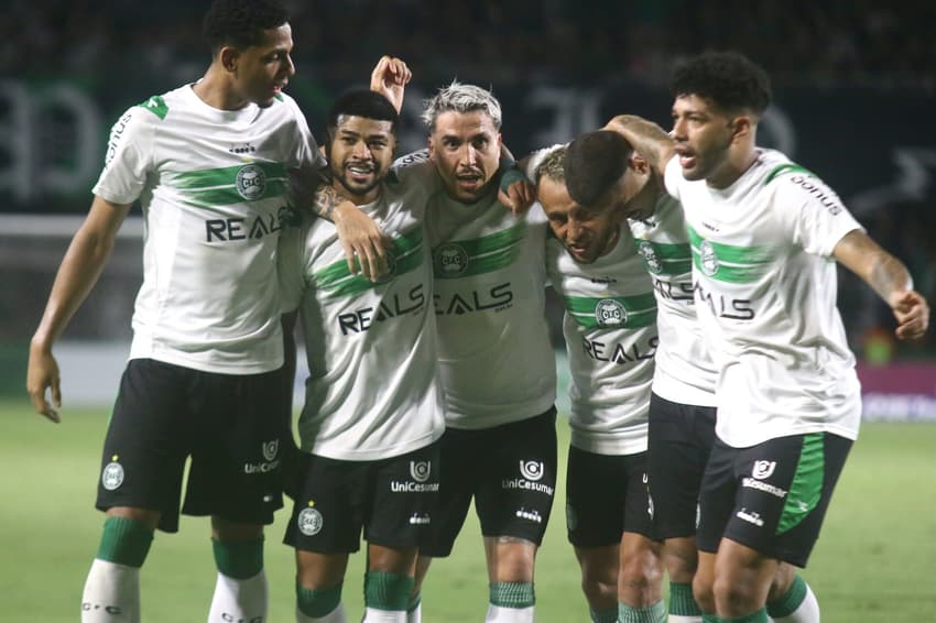 PARANAENSE 2025, CORITIBA X OPERARIO