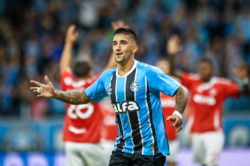 Cristian Olivera comemora o gol do Grêmio no Gre-Nal 447. (Foto: Lucas Uebel/Grêmio FBPA)
