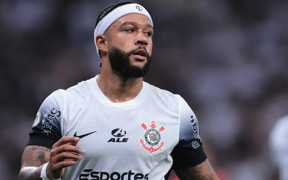 Cafu reprova declaração de Memphis Depay: ‘Jogador tem que ficar quieto’