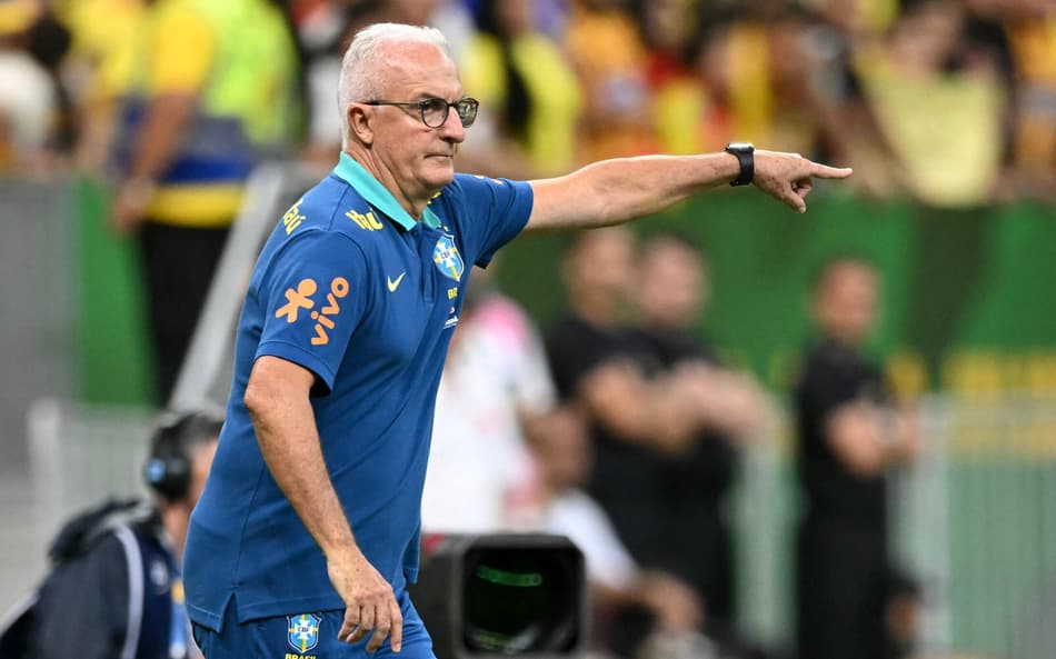 Especialista em arbitragem explica sete substituições em Brasil x Colômbia