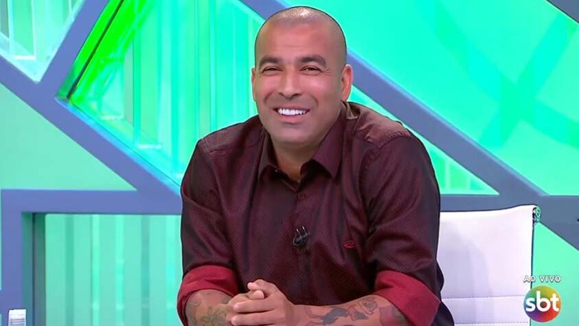 Ex-jogador de Corinthians e Flamengo, além de outros clubes, Emerson Sheik foi contratado pela CNN Brasil para fazer dupla com Benjamin Back no programa DominGol com Benja, aposta da emissora para o esporte nas tardes de domingo Ex-jogador de Corinthians e Flamengo, além de outros clubes, Emerson Sheik foi contratado pela CNN Brasil para fazer dupla com Benjamin Back no programa DominGol com Benja, aposta da emissora para o esporte nas tardes de domingo