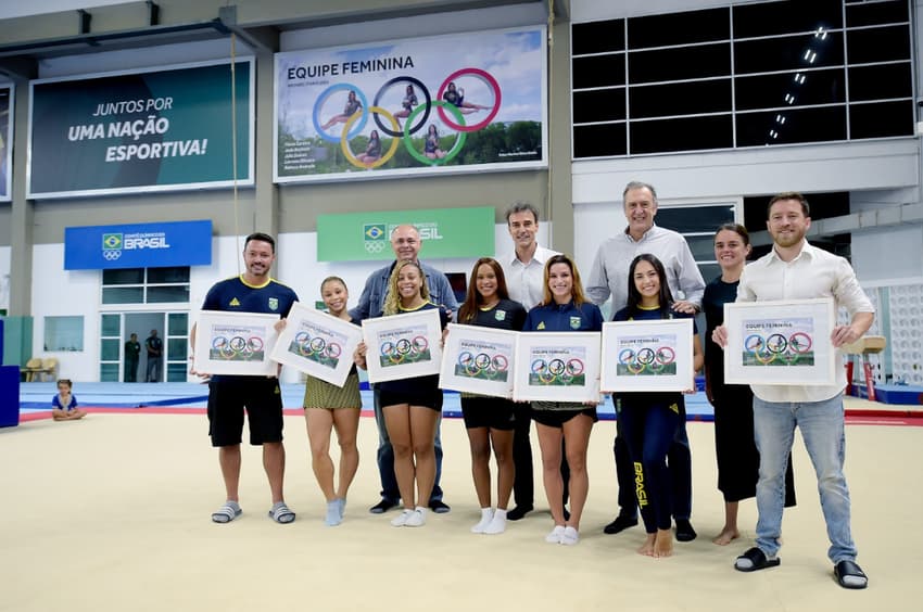 Equipe Feminina de Ginástica Artística é homenageada com novo painel no CTGA – Foto Alexandre LoureiroCOB