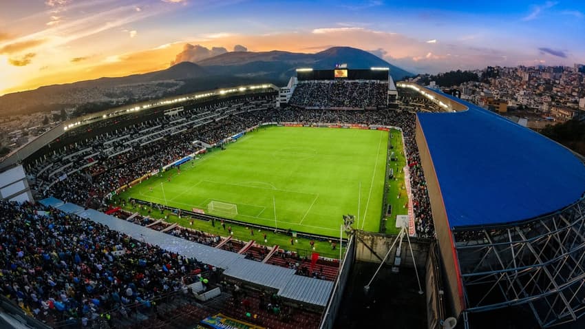 Estádio Rodrigo Paz Delgado - LDU