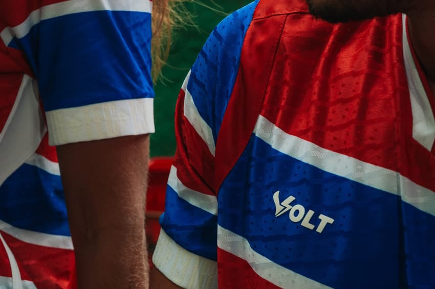 Fortaleza anuncia novo uniforme pra temporada 2025