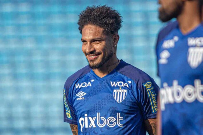 ESQUENTOU - O Alianza Lima, um dos times mais populares do futebol peruano, e começa a pensar na temporada 2023 com reforços de peso. Um dos nomes especulados nos bastidores é o atacante Paolo Guerrero, que atualmente defende as cores do Avaí. ESQUENTOU - O Alianza Lima, um dos times mais populares do futebol peruano, e começa a pensar na temporada 2023 com reforços de peso. Um dos nomes especulados nos bastidores é o atacante Paolo Guerrero, que atualmente defende as cores do Avaí.
