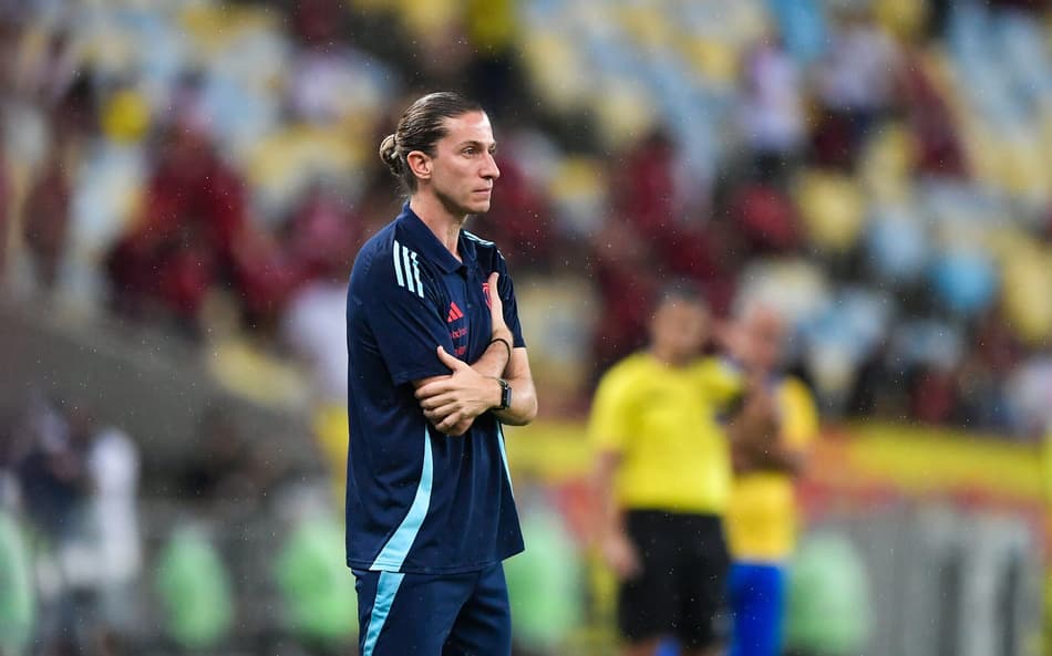 Filipe Luís projeta Flamengo para Supercopa e abre o jogo sobre estreia de Danilo