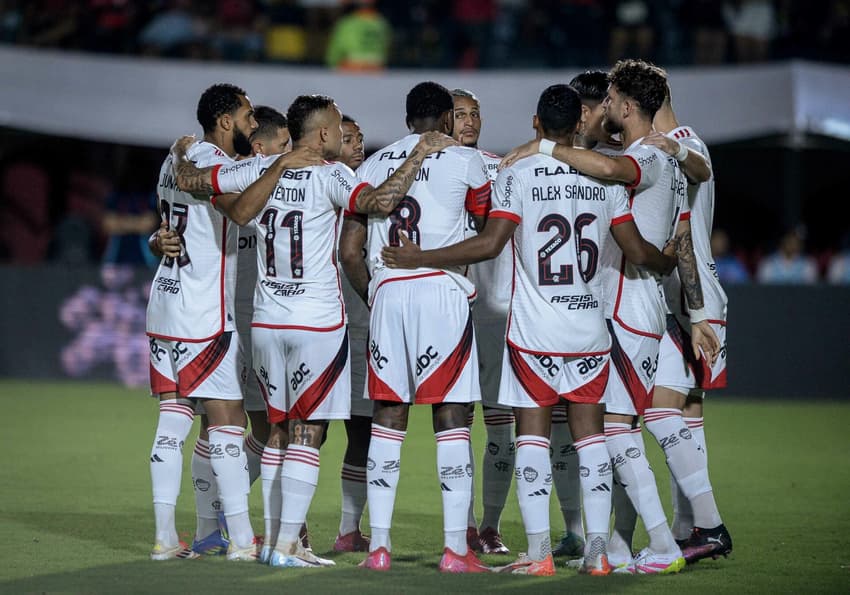 BRASILEIRO A 2025, VITORIA X FLAMENGO
