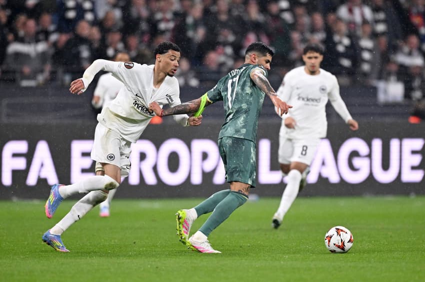 Frankfurt e Tottenham se enfrentaram hoje (17) pela Europa League