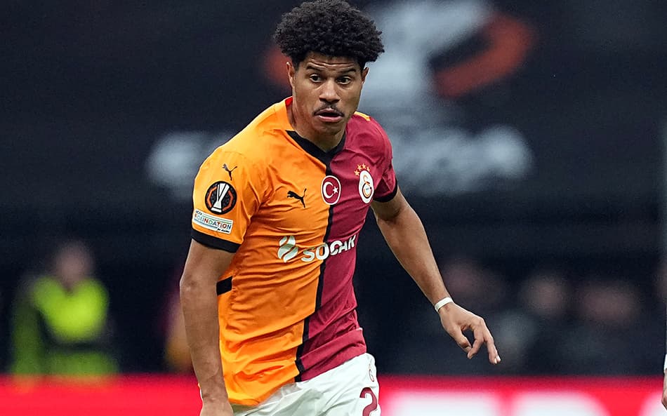 Gabriel Sara projeta sequência de clássicos decisivos com o Galatasaray