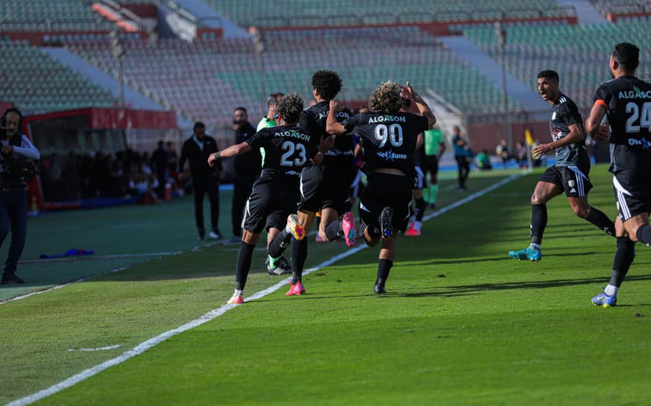Rival do Palmeiras no Mundial perde três seguidas e é eliminado de copa nacional