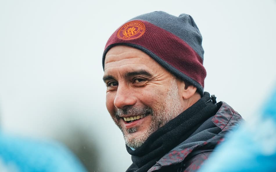 Pep Guardiola ironiza ex-técnico do Real Madrid: ‘Um grande abraço’