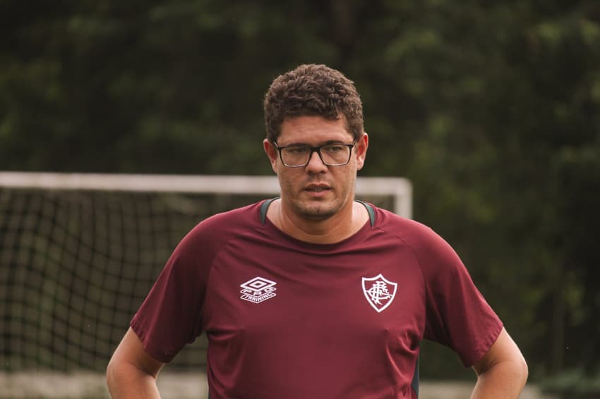 Hoffmann Túlio, treinador do Fluminense feminino