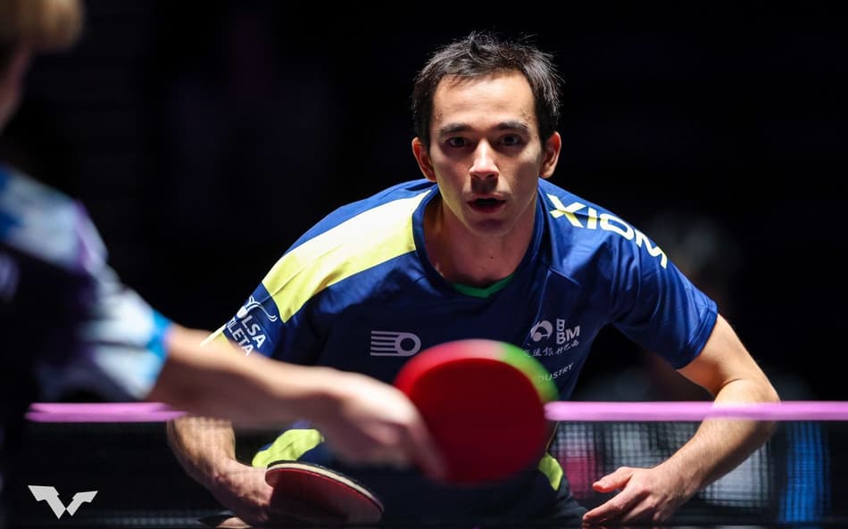 Hugo Calderano avança às quartas do WTT Champions