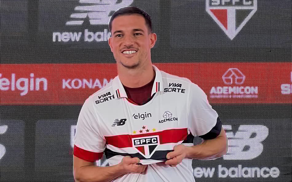 Cédric explica motivo de ter escolhido o São Paulo e avalia calendário brasileiro: ‘Vou me adaptar’