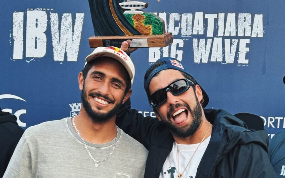 Surfe: Scooby e Chumbo competem juntos pela primeira vez em Nazaré