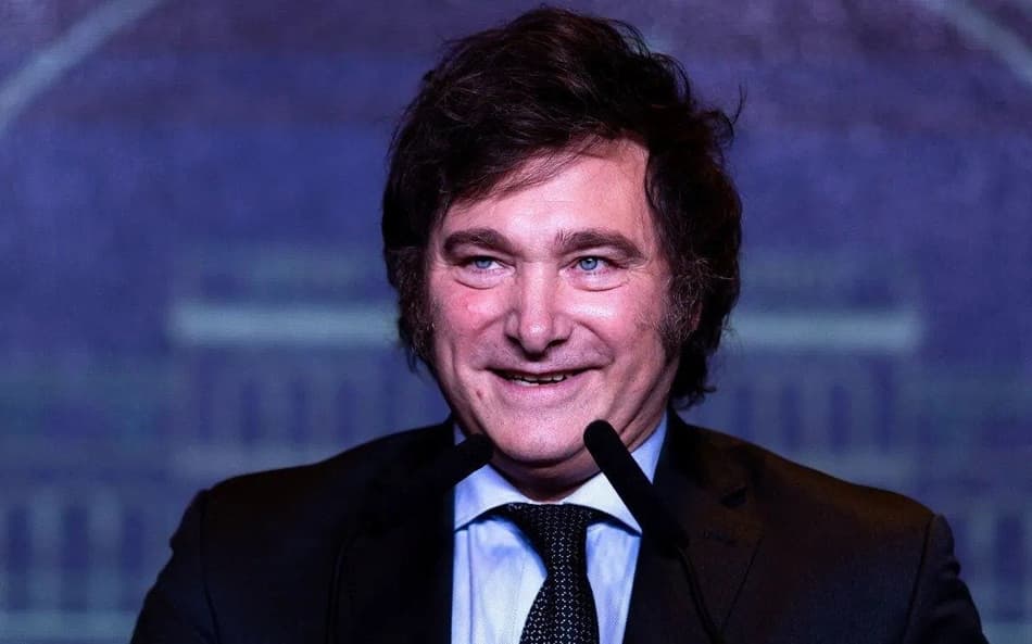 O presidente Javier Milei, celebrou a vitória da Seleção Argentina sobre o Brasil por 4 a 1 (Foto: Tomas Cuesta/AFP)