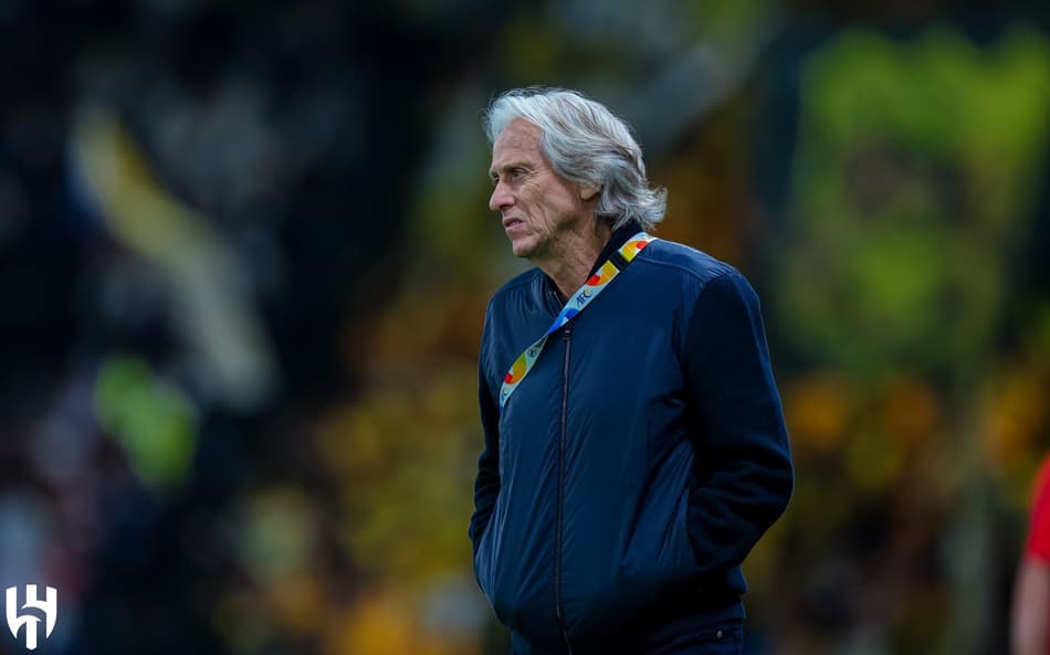 Al-Hilal define nomes para substituir Jorge Jesus, alvo da Seleção Brasileira
