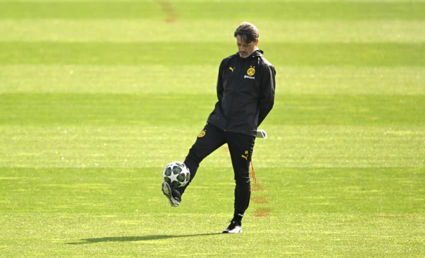 Kovac em treino do Dortmund na véspera de jogo contra o Barcelona, pela Champions
