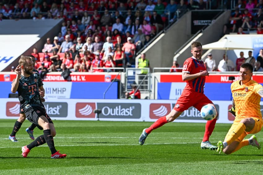 Laimer finaliza na saída de Müller para marcar gol em Heidenheimer x Bayern