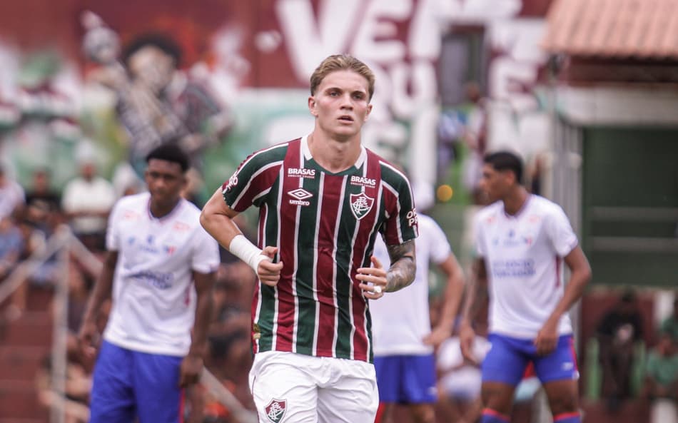 Léo Jance não viaja com a base e fica à disposição do profissional